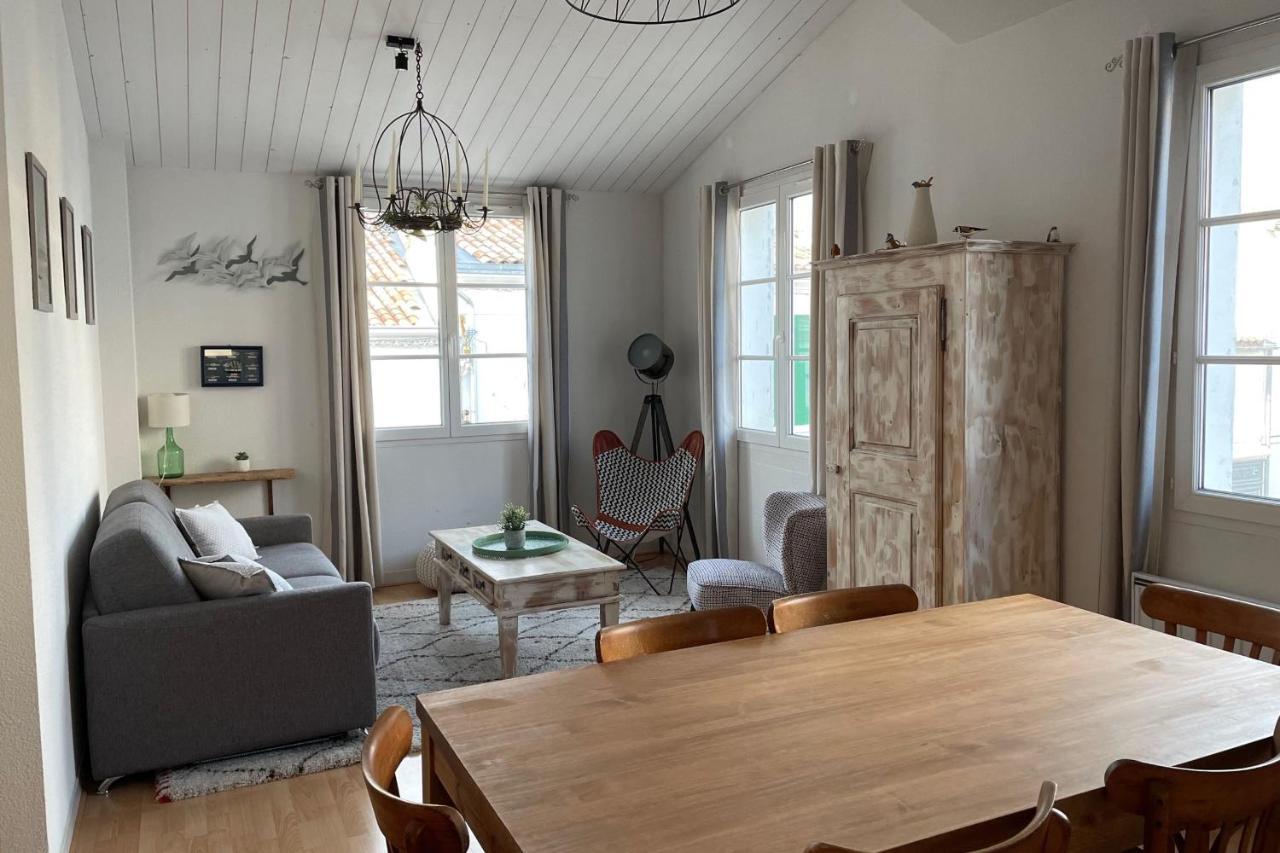 Very Bright Nest With Terrace In The Village La Flotte Exterior foto