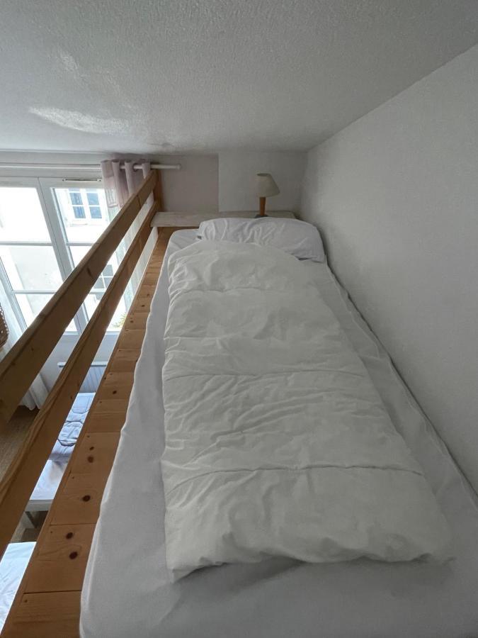 Very Bright Nest With Terrace In The Village La Flotte Exterior foto
